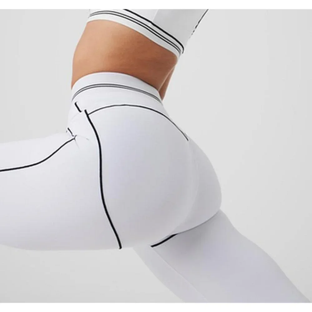 Alo Airbrush High-Waist Heart Throb Leggings White Black Hi-Rise Waisted Tights